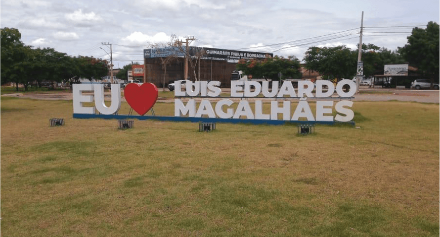 Outdoor em Luís Eduardo Magalhães Outdoor na Bahia, Front Light